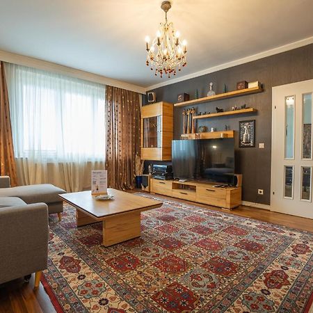 Apartment With A Balcony - 15 Min To City Center Βιέννη Εξωτερικό φωτογραφία