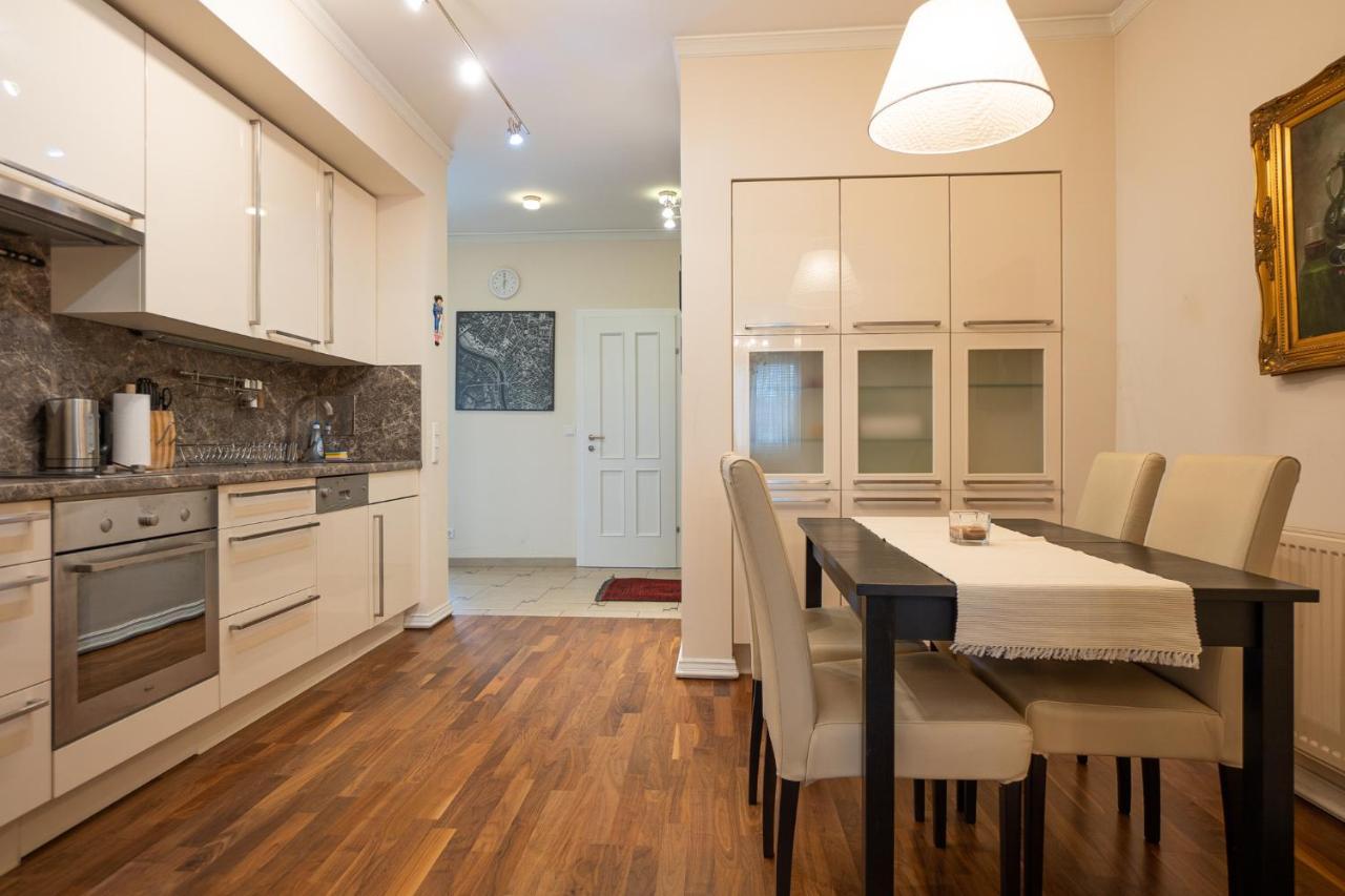 Apartment With A Balcony - 15 Min To City Center Βιέννη Εξωτερικό φωτογραφία